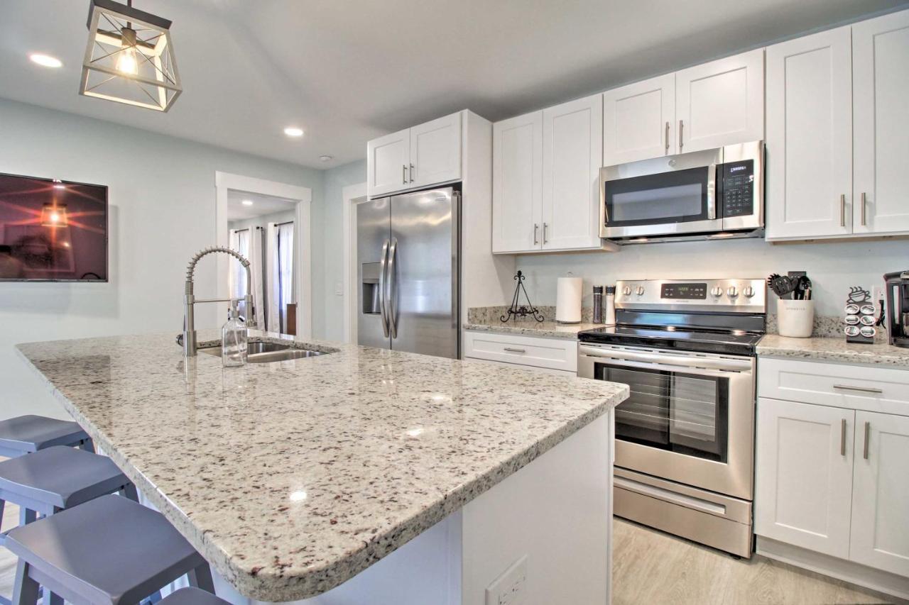 New! Renovated 2 Bed 2 Bath Apartment Downtown Beaufort Buitenkant foto